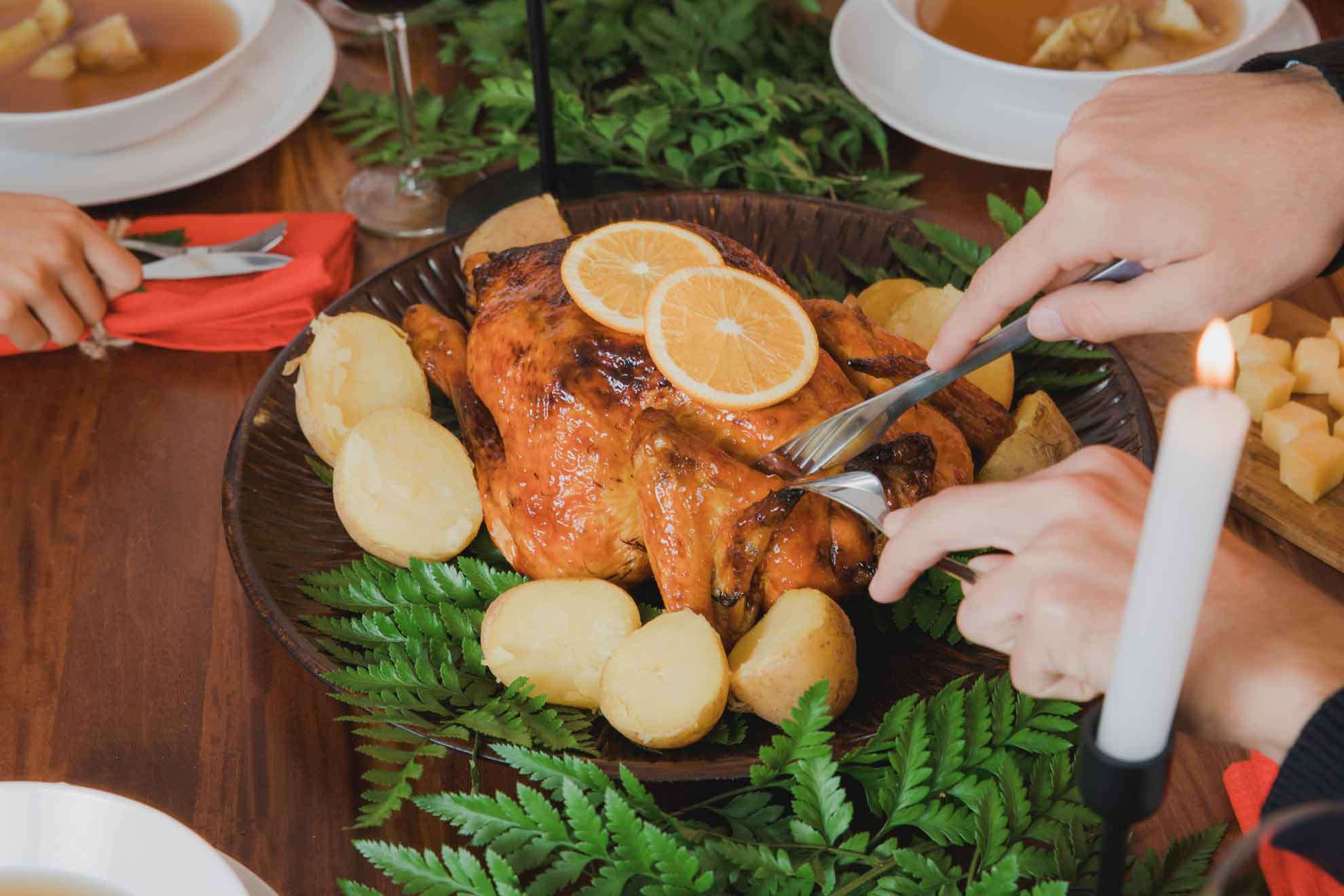 Ein-traditionelles-Gänseessen-beim-Engel